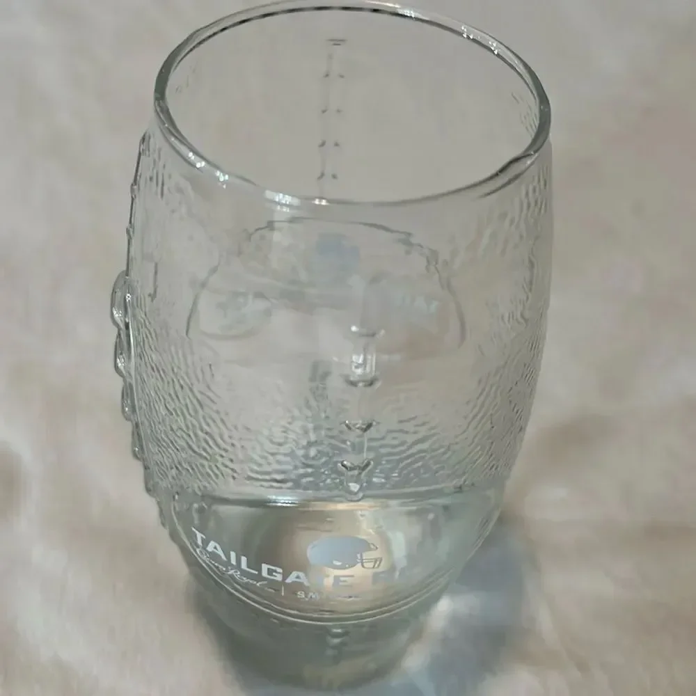 Tailgate Ready 24 Oz Glass 6 1/2 In Tall 2 1/2 In Round Crown Smirnoff Captain